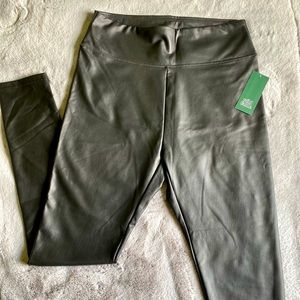 SOLD!! Wild Fable Women’s Black Medium High Waisted Faux Leather Leggings